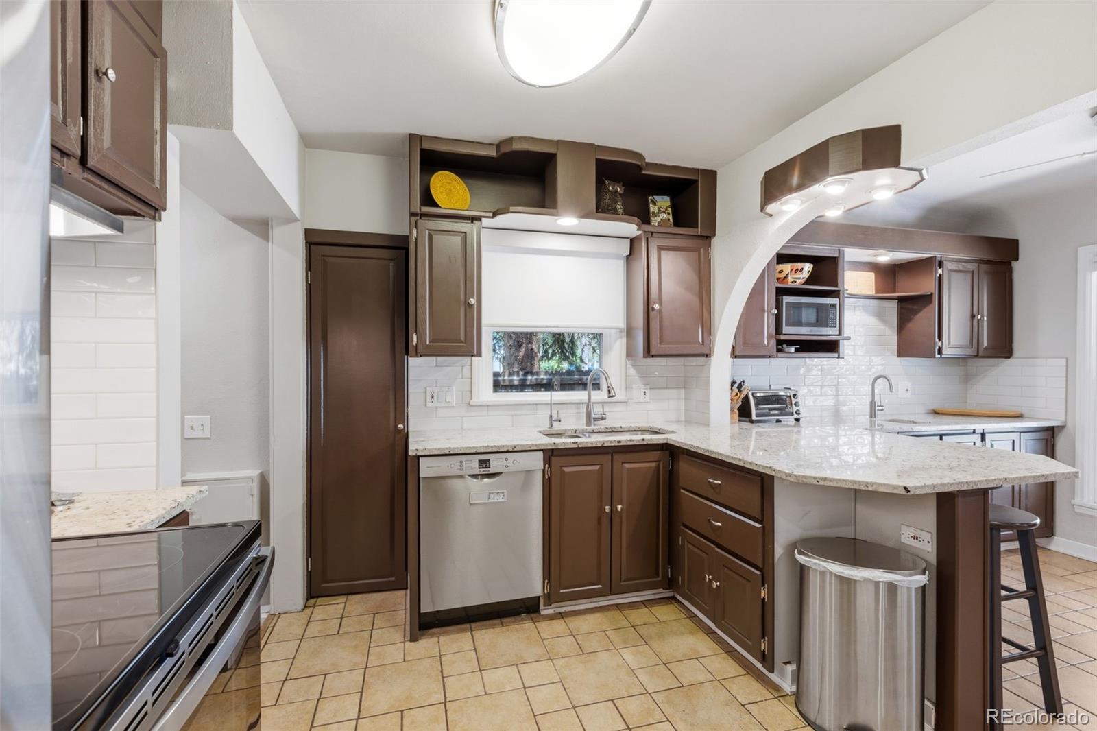 MLS Image #17 for 2765 s humboldt street,denver, Colorado