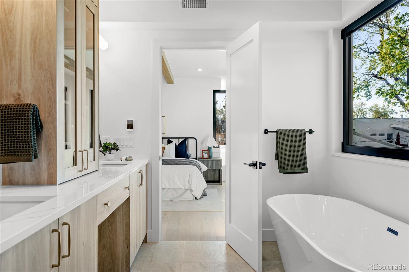 MLS Image #28 for 237  madison street,denver, Colorado