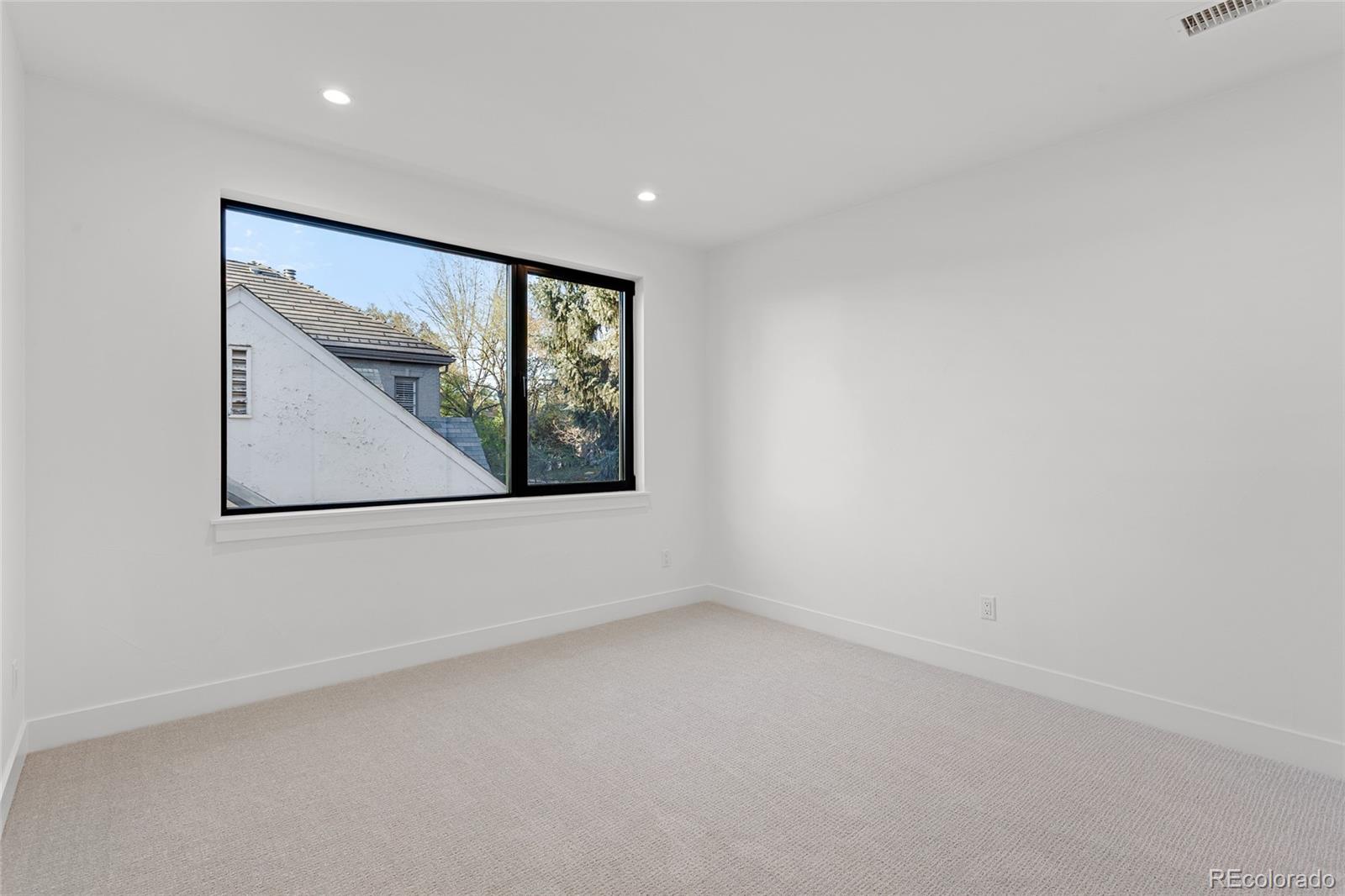 MLS Image #29 for 237  madison street,denver, Colorado