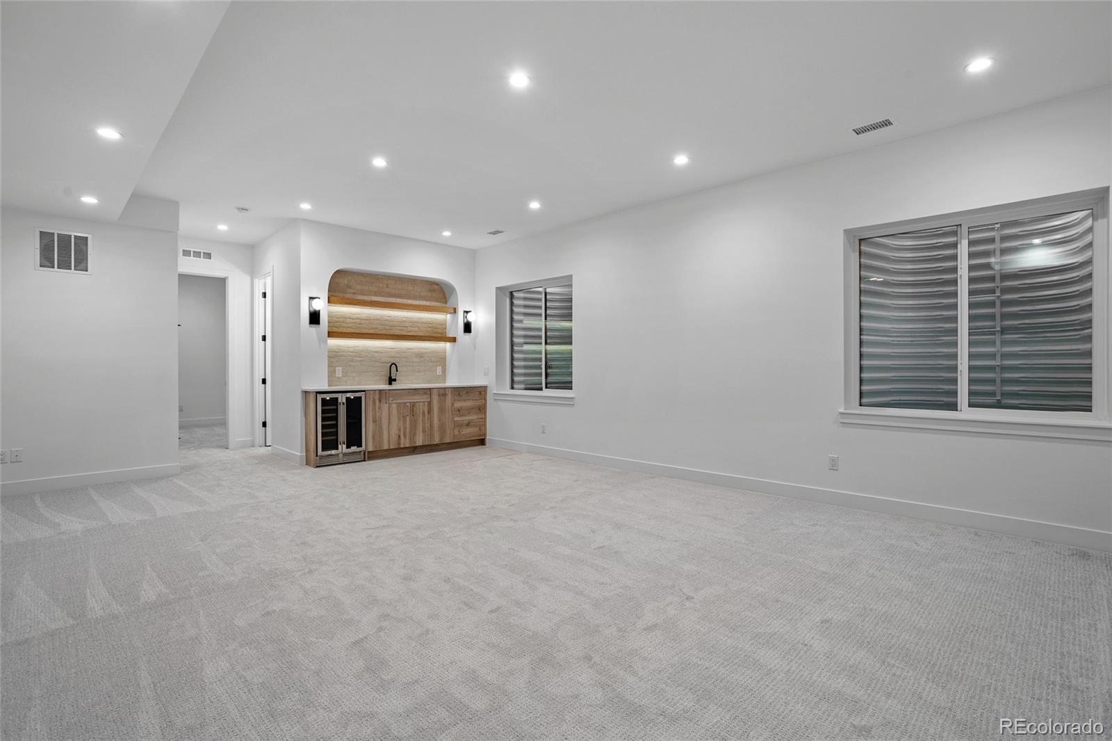 MLS Image #39 for 237  madison street,denver, Colorado