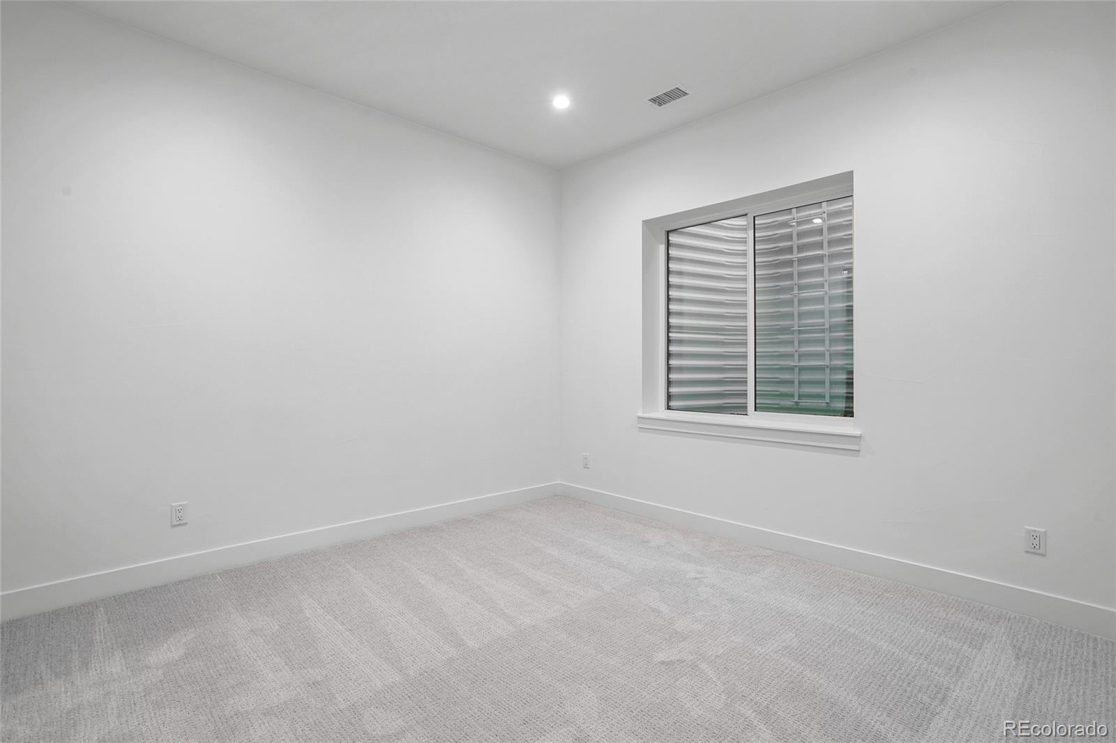MLS Image #41 for 237  madison street,denver, Colorado