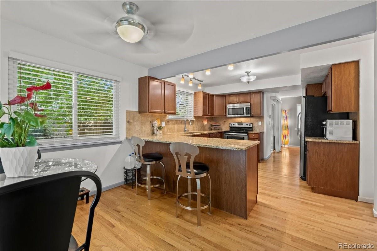 MLS Image #3 for 8060  meadowdale square,niwot, Colorado