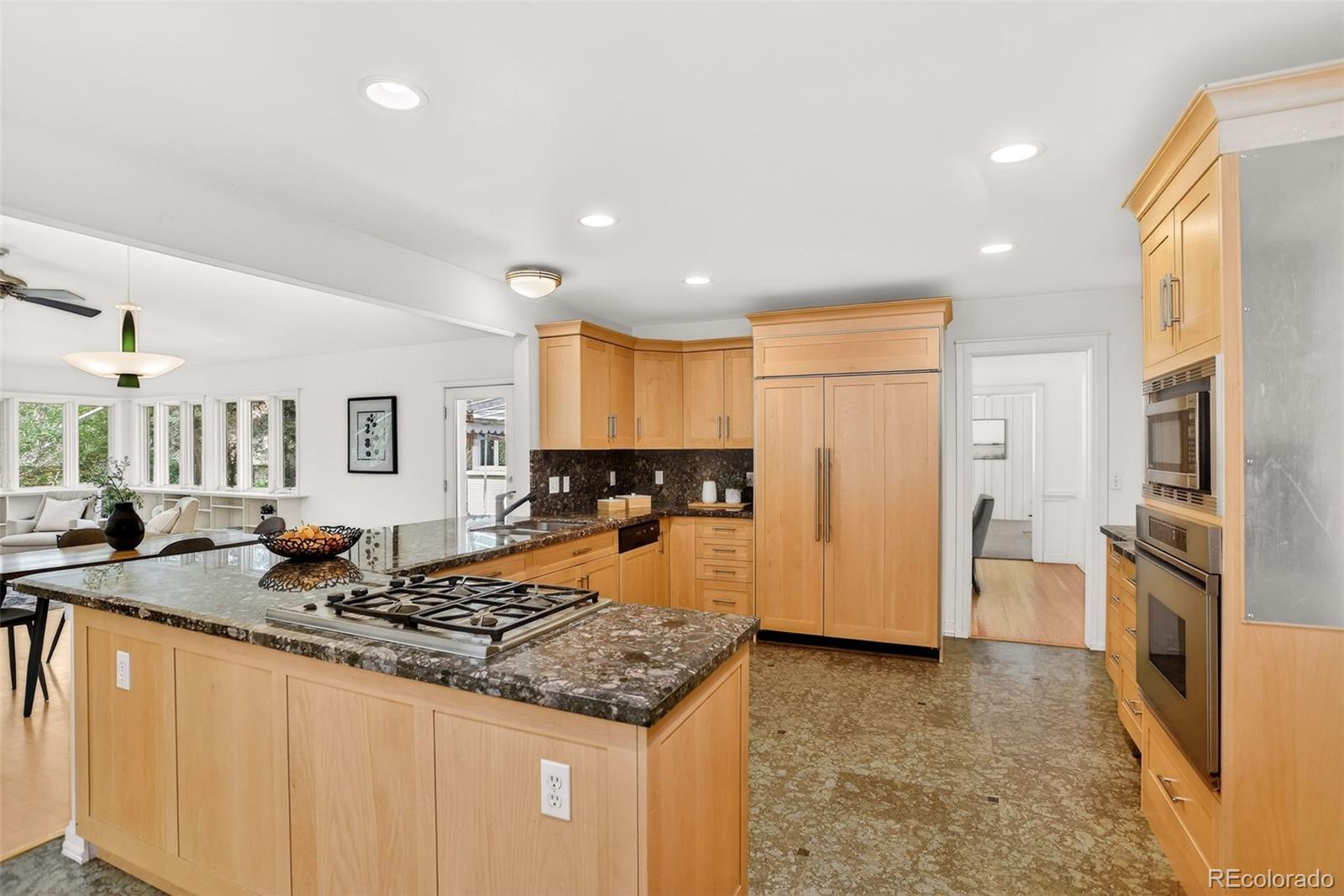 MLS Image #12 for 245  locust lane,denver, Colorado