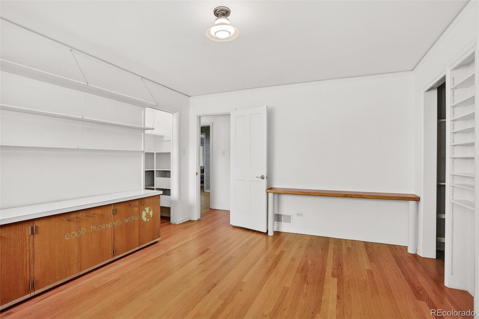 MLS Image #29 for 245  locust lane,denver, Colorado