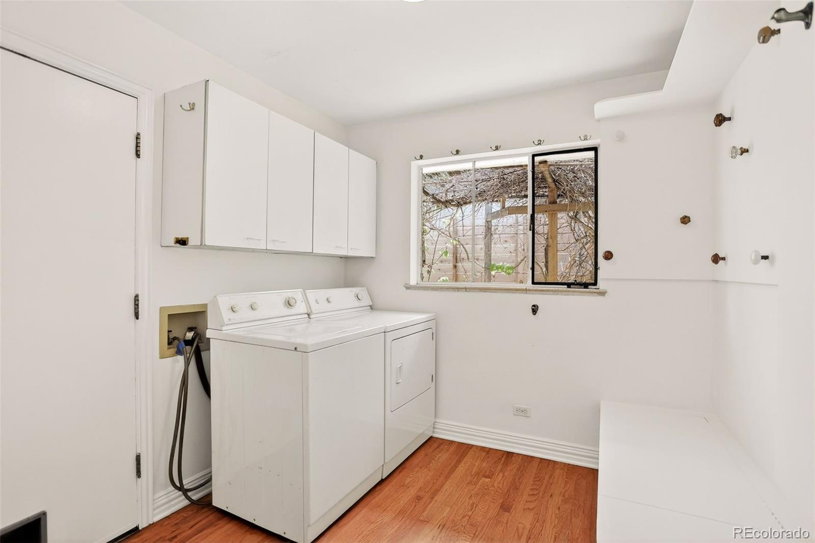 MLS Image #33 for 245  locust lane,denver, Colorado