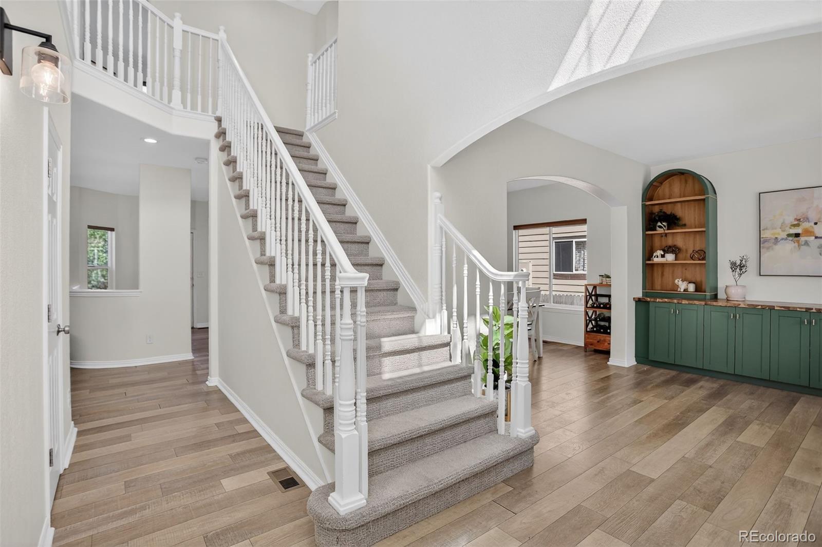 MLS Image #14 for 2901 s tower way,aurora, Colorado