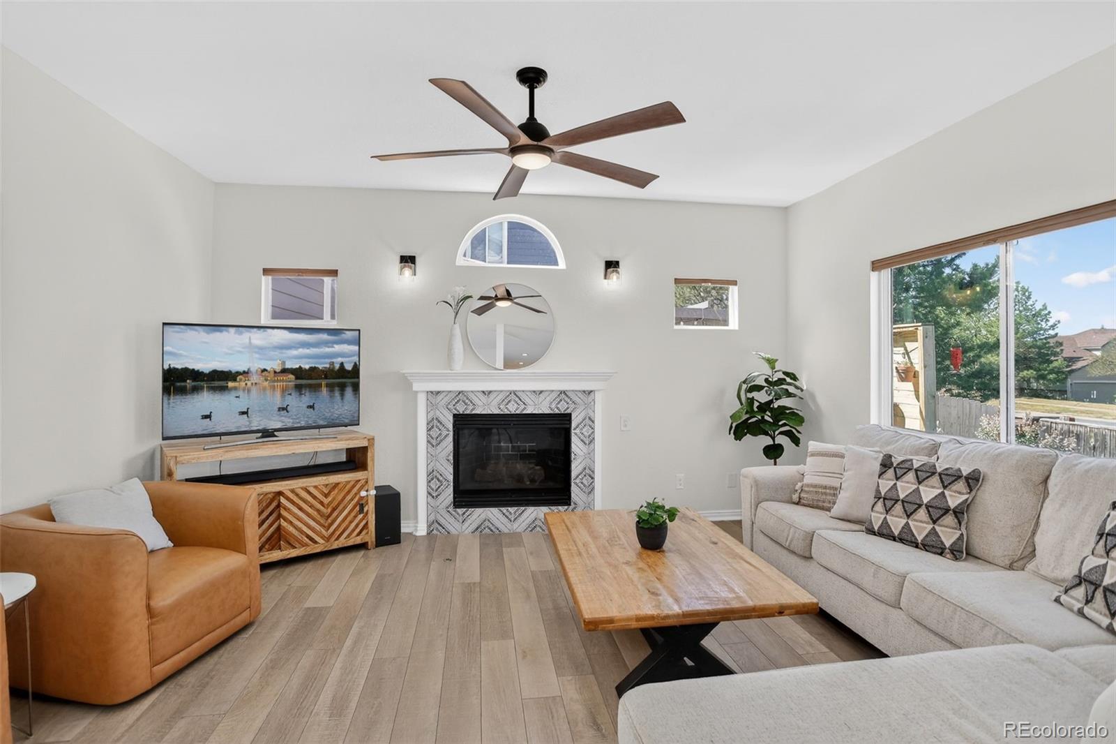 MLS Image #23 for 2901 s tower way,aurora, Colorado