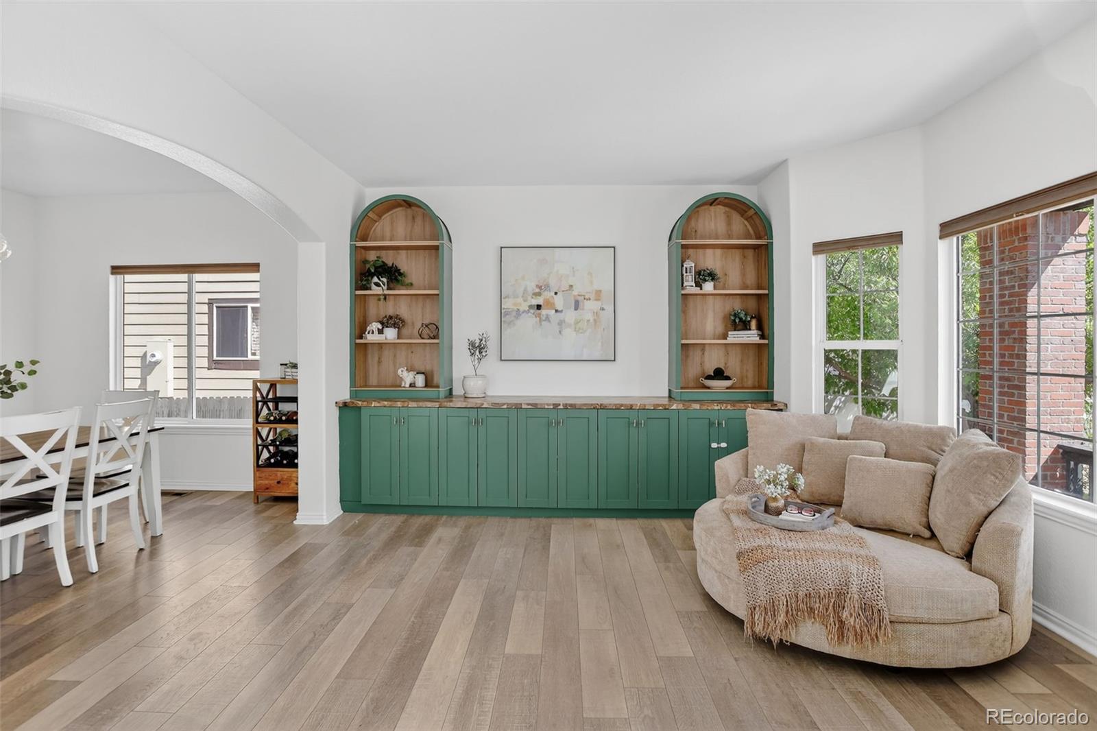 MLS Image #4 for 2901 s tower way,aurora, Colorado