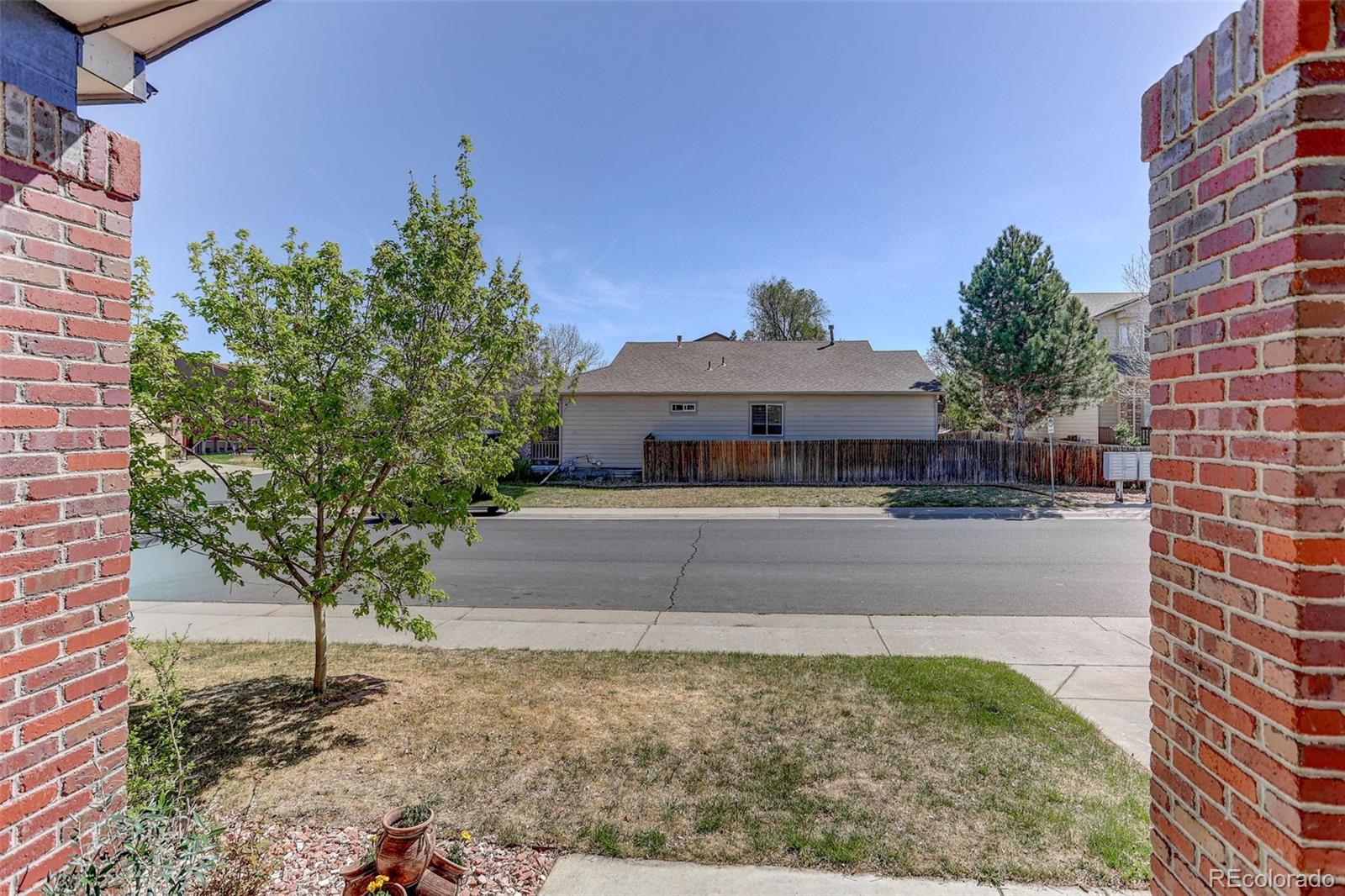 MLS Image #45 for 2901 s tower way,aurora, Colorado