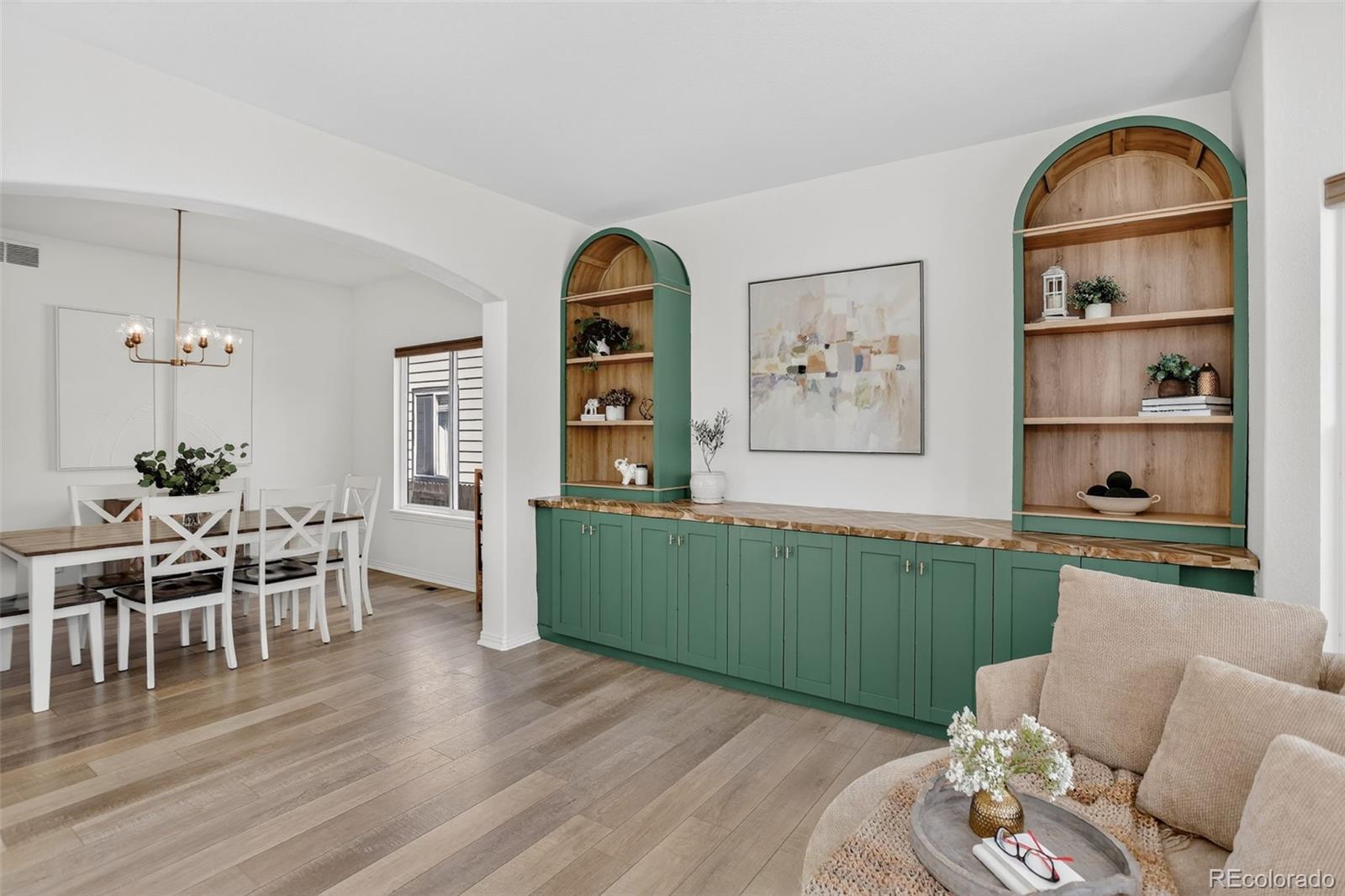 MLS Image #5 for 2901 s tower way,aurora, Colorado