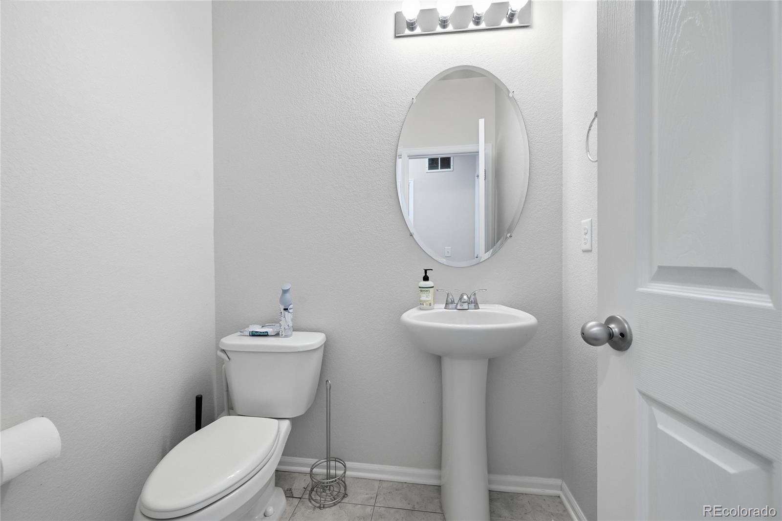 MLS Image #11 for 4860 s picadilly court,aurora, Colorado