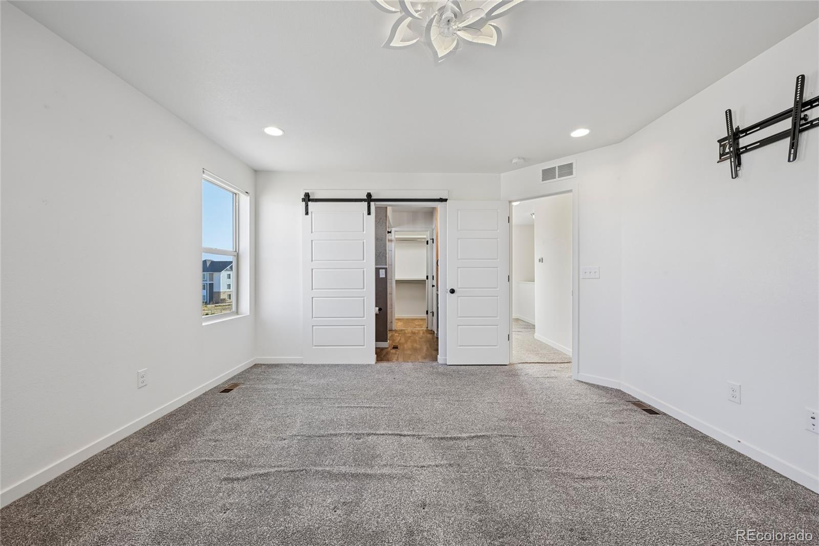 MLS Image #25 for 17909 e 54th avenue,denver, Colorado