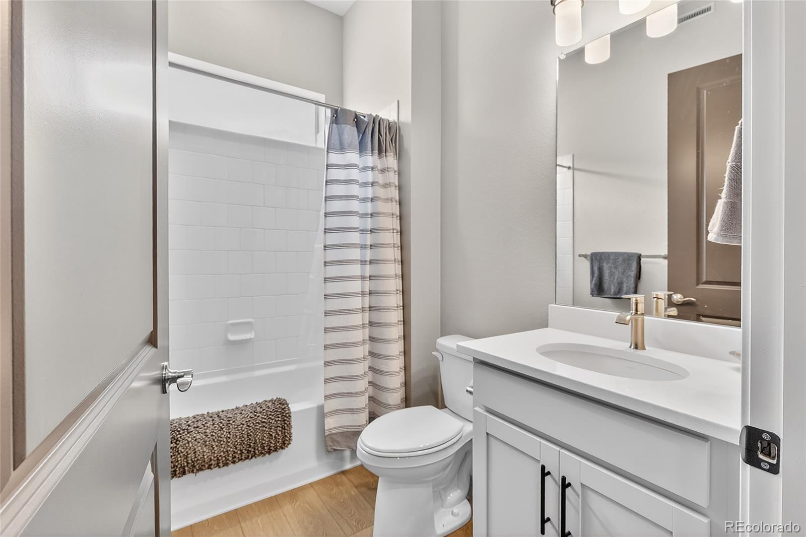 MLS Image #14 for 8548 s quatar street,aurora, Colorado