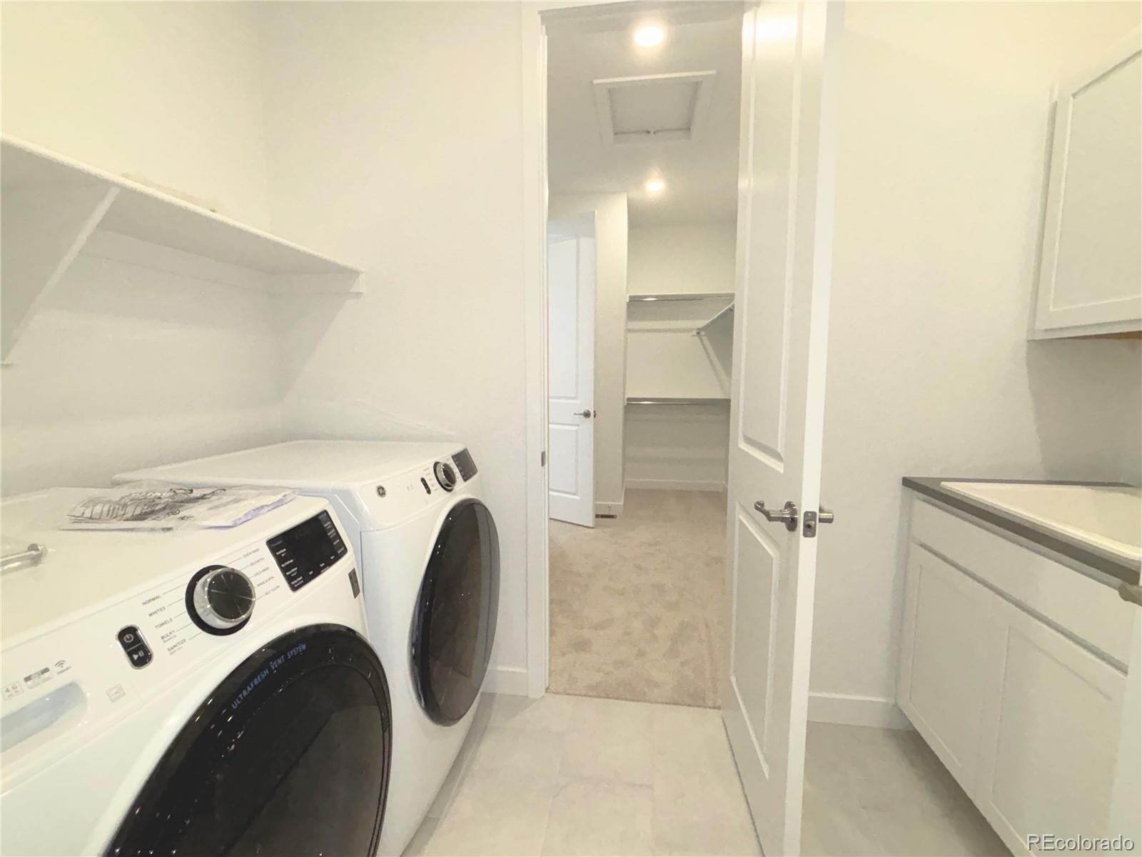 MLS Image #12 for 24555 e kettle court,aurora, Colorado