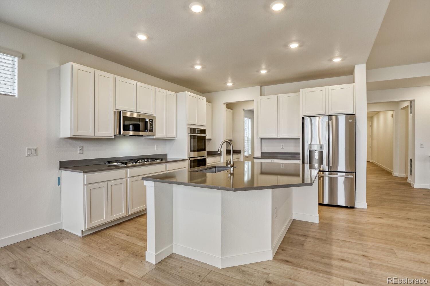 MLS Image #6 for 24555 e kettle court,aurora, Colorado