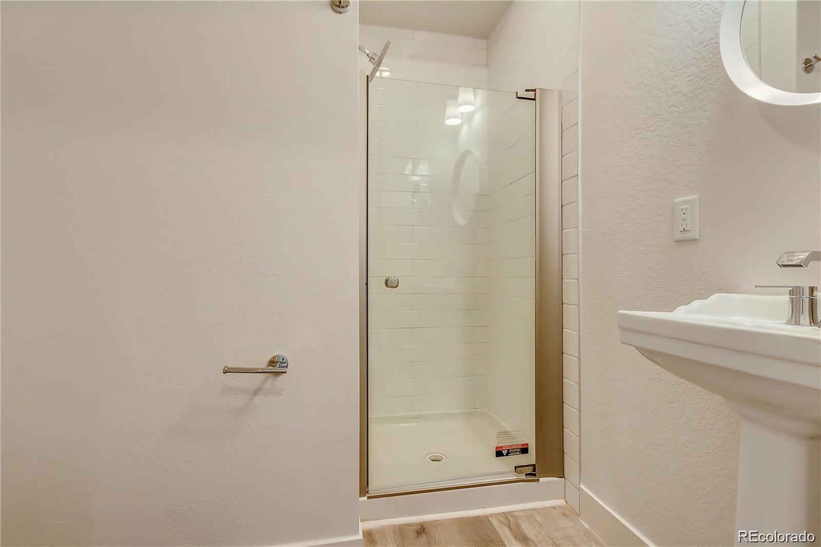 MLS Image #5 for 14916 e hampden avenue,aurora, Colorado
