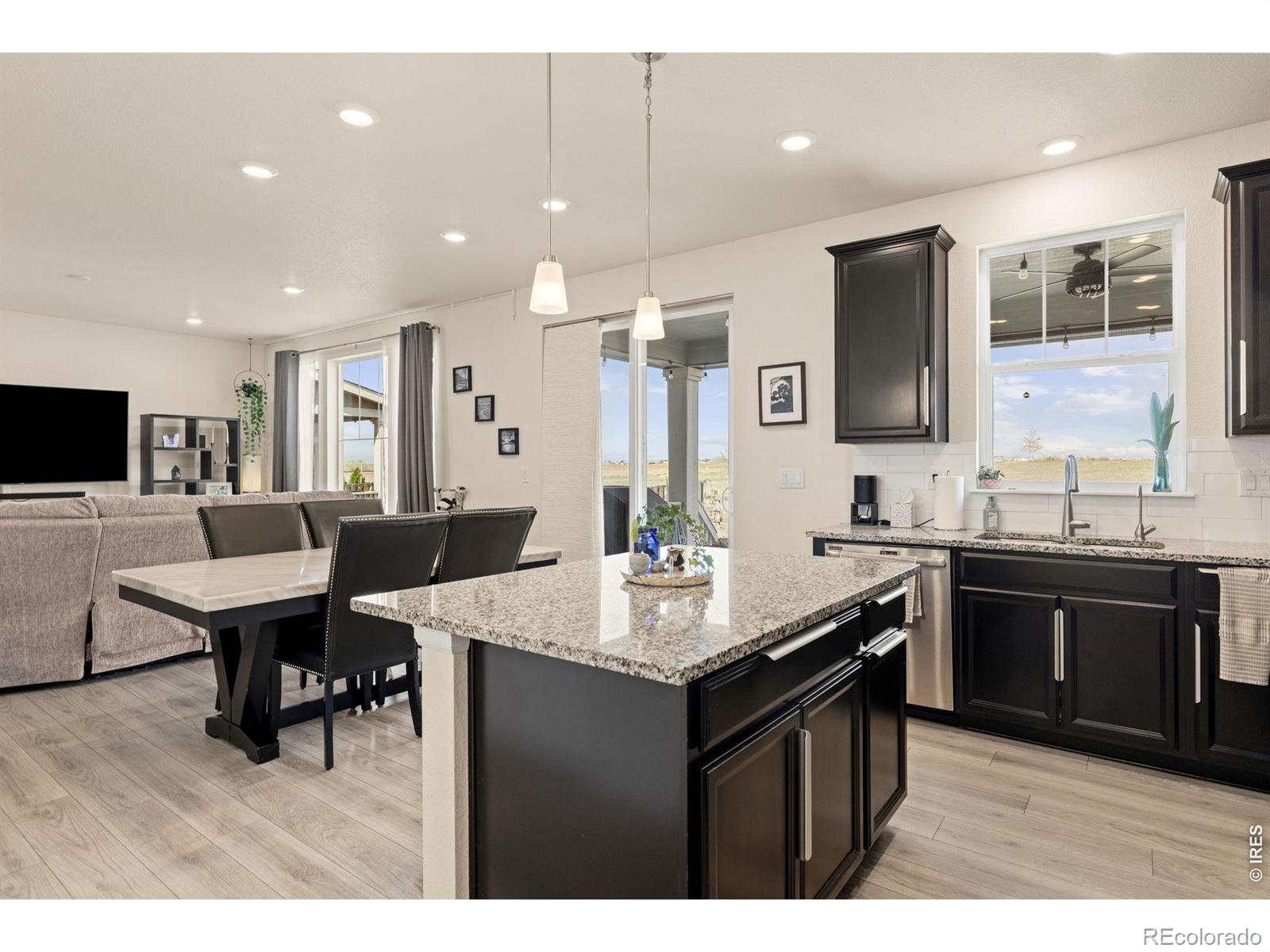 MLS Image #11 for 322 n patsburg street,aurora, Colorado