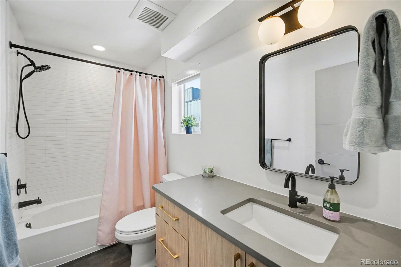 MLS Image #11 for 6065 w 16th avenue ,lakewood, Colorado