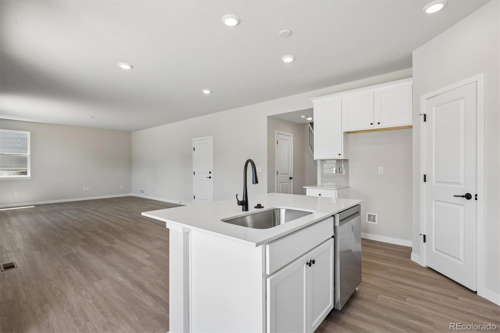 MLS Image #10 for 5784 n indigo rose street,aurora, Colorado