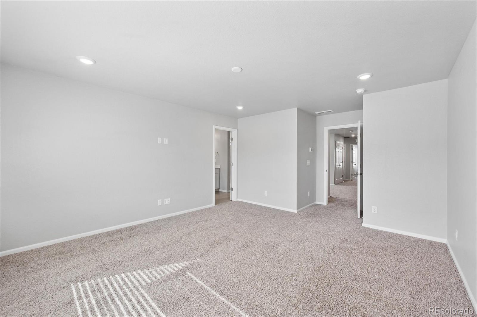 MLS Image #5 for 6381 n malaya street,aurora, Colorado