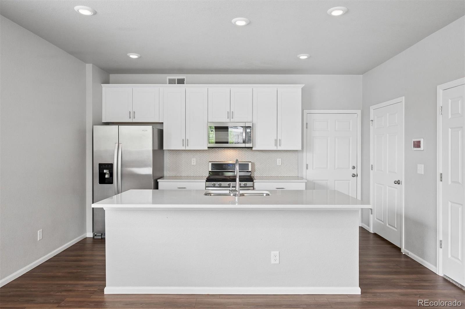 MLS Image #7 for 6381 n malaya street,aurora, Colorado