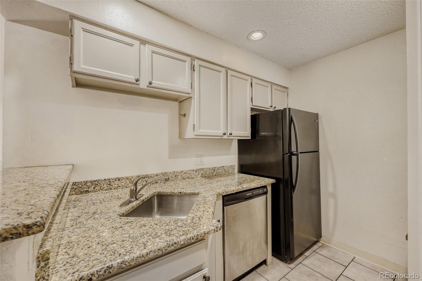 MLS Image #7 for 4824 e kentucky avenue,denver, Colorado