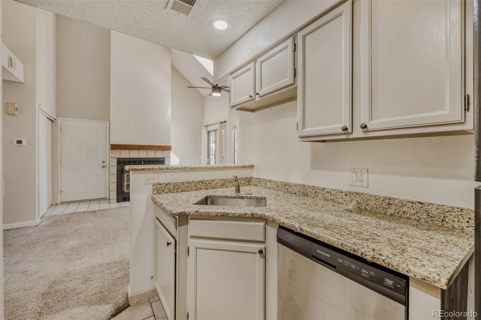MLS Image #9 for 4824 e kentucky avenue,denver, Colorado