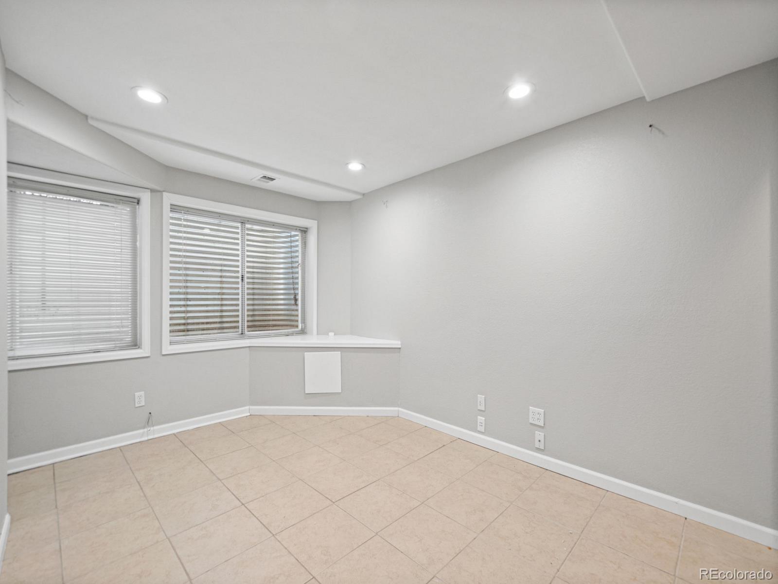 MLS Image #29 for 18099 e orchard place,aurora, Colorado