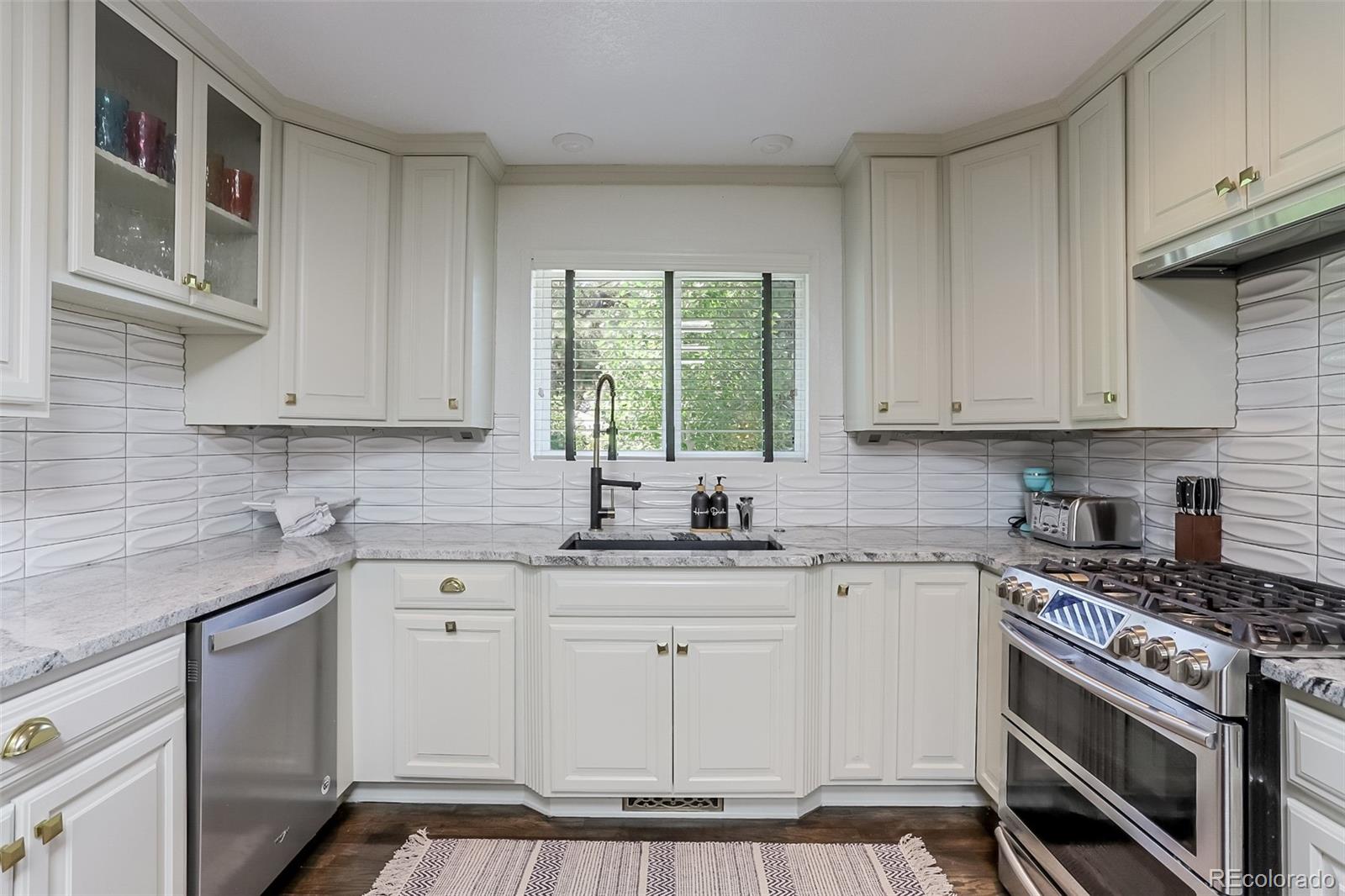 MLS Image #18 for 5451  conley way,denver, Colorado