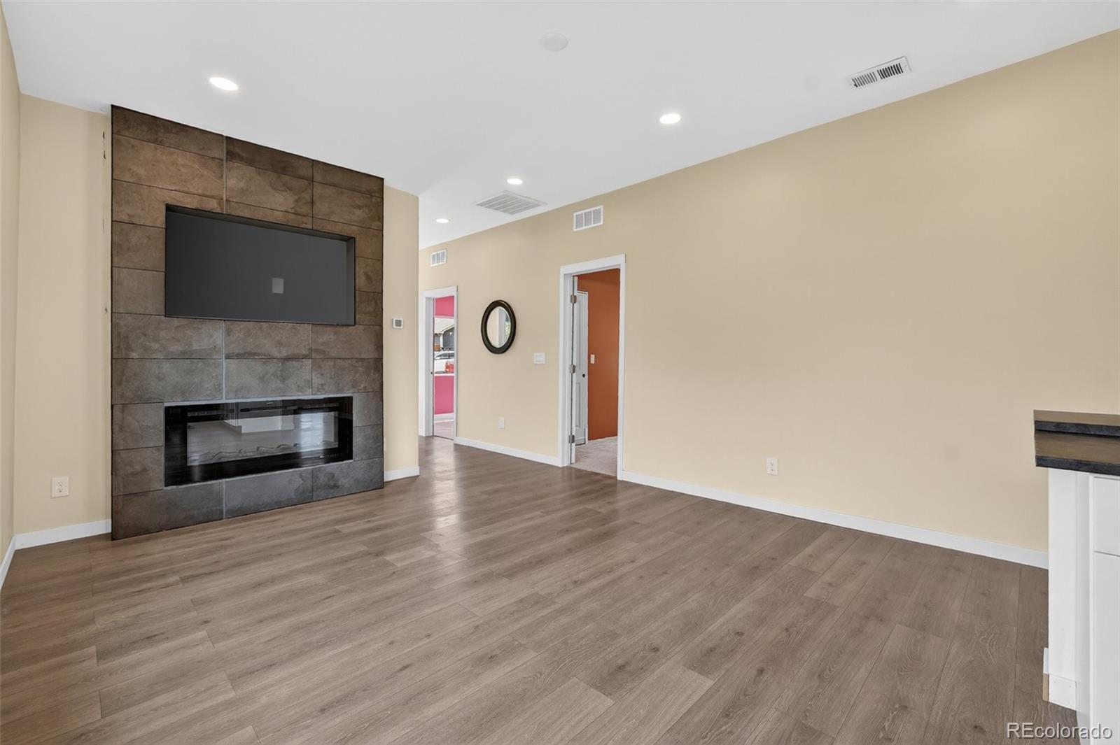 MLS Image #3 for 549  beech street,hudson, Colorado