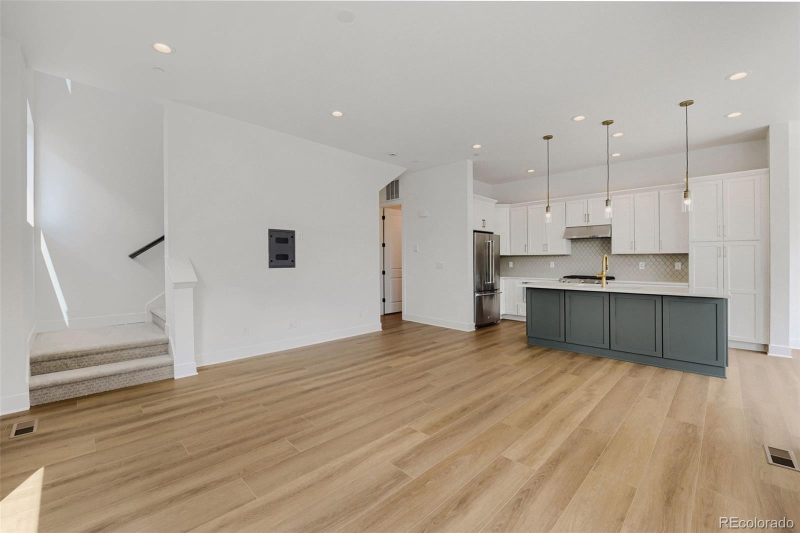MLS Image #2 for 3449 w elmhurst place,littleton, Colorado