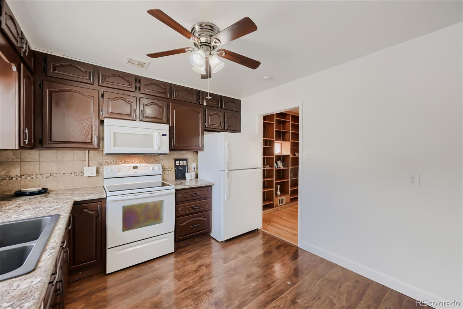 MLS Image #8 for 2036  sherwood lane,pueblo, Colorado