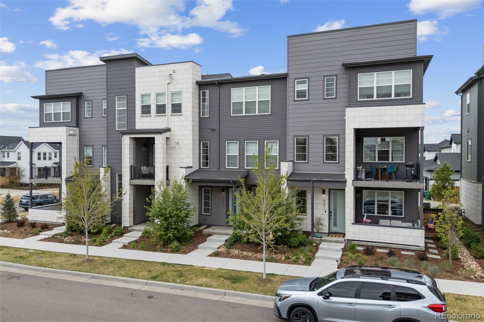 MLS Image #2 for 6231  dayton court,denver, Colorado