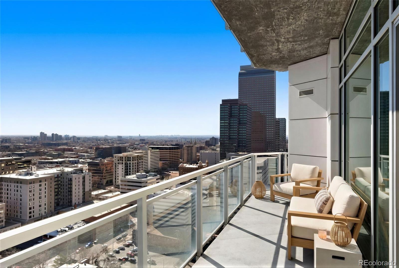 MLS Image #3 for 2001  lincoln street 2422,denver, Colorado