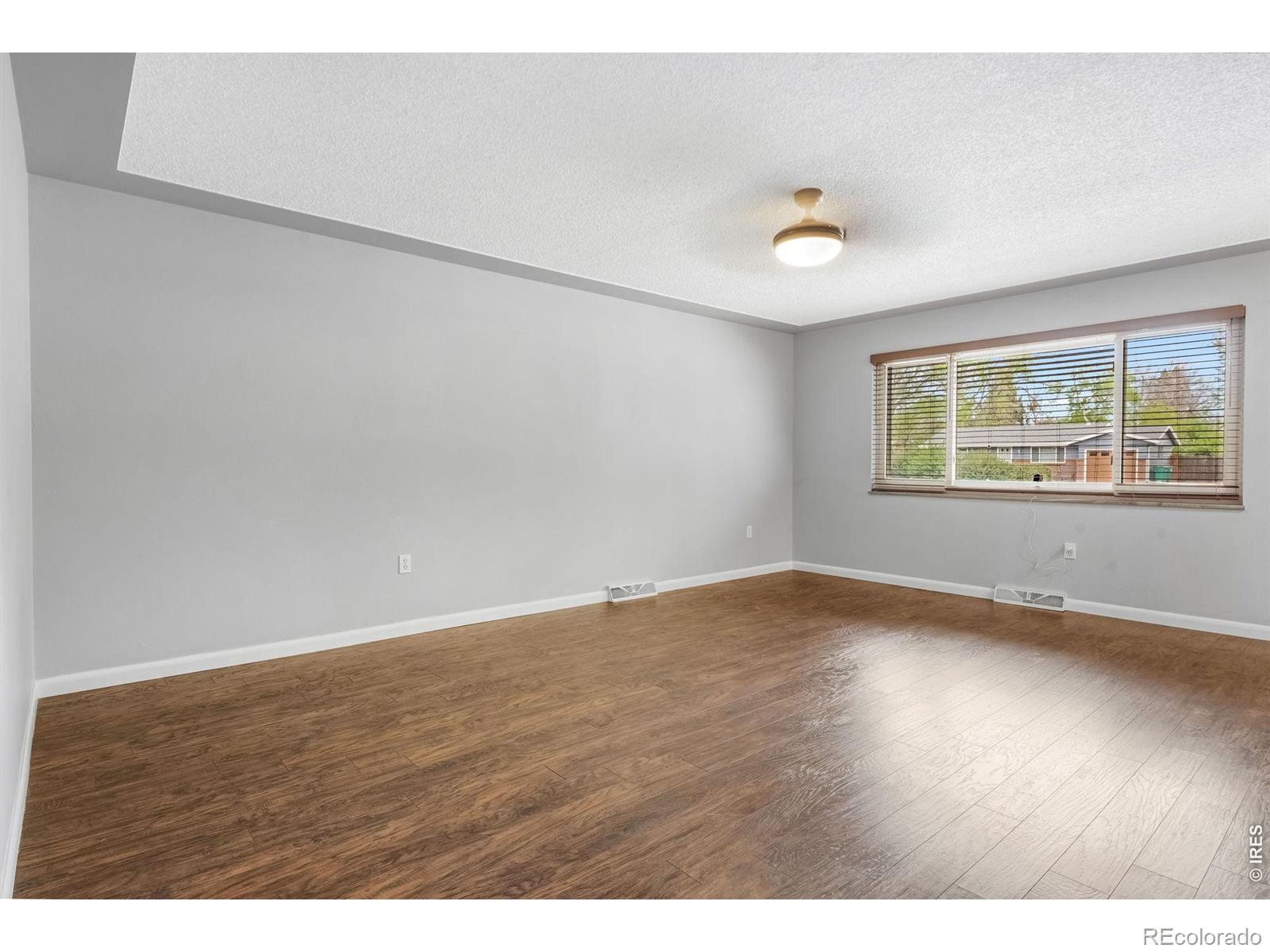 MLS Image #11 for 991 s holland court,lakewood, Colorado
