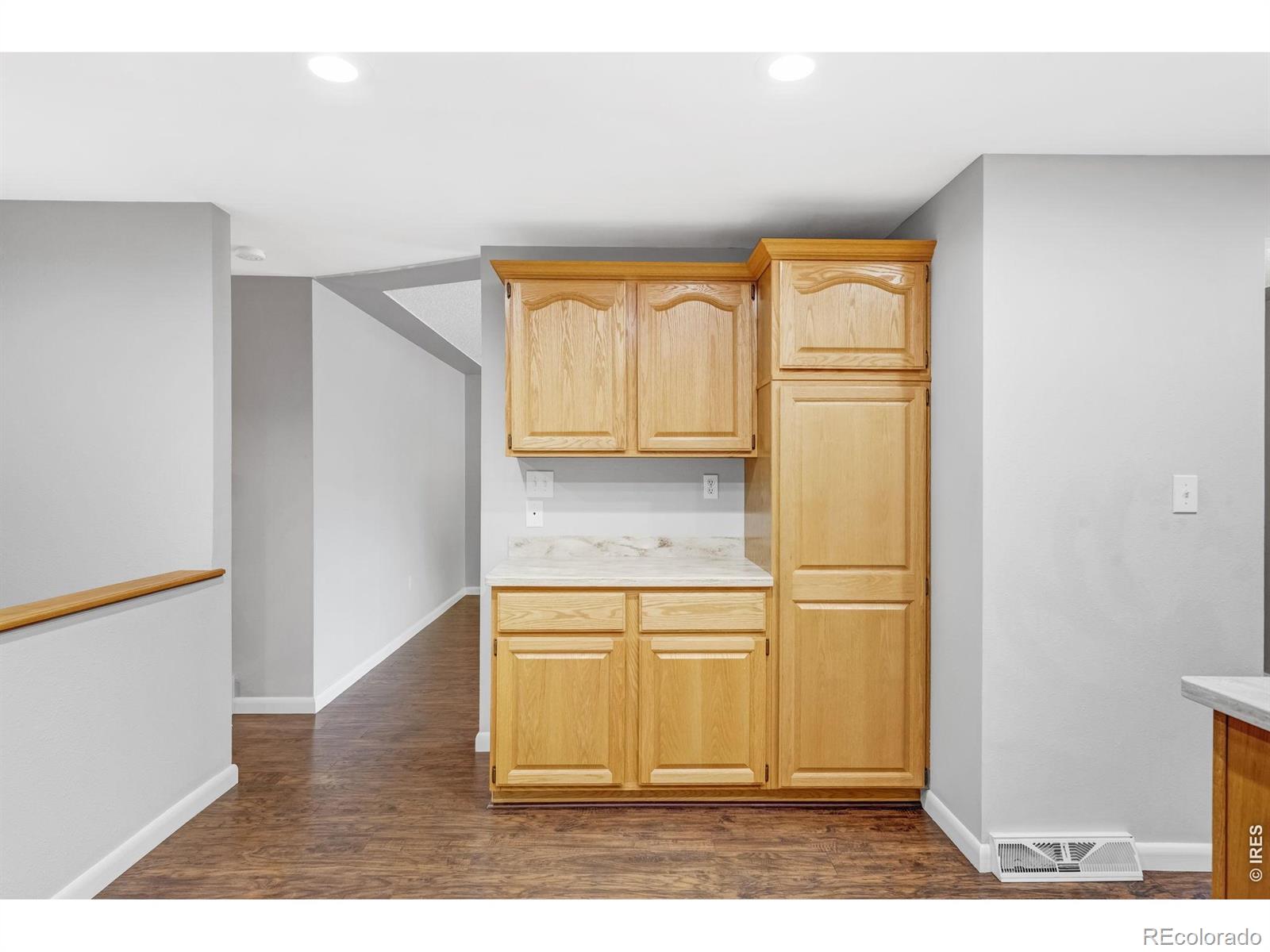 MLS Image #13 for 991 s holland court,lakewood, Colorado