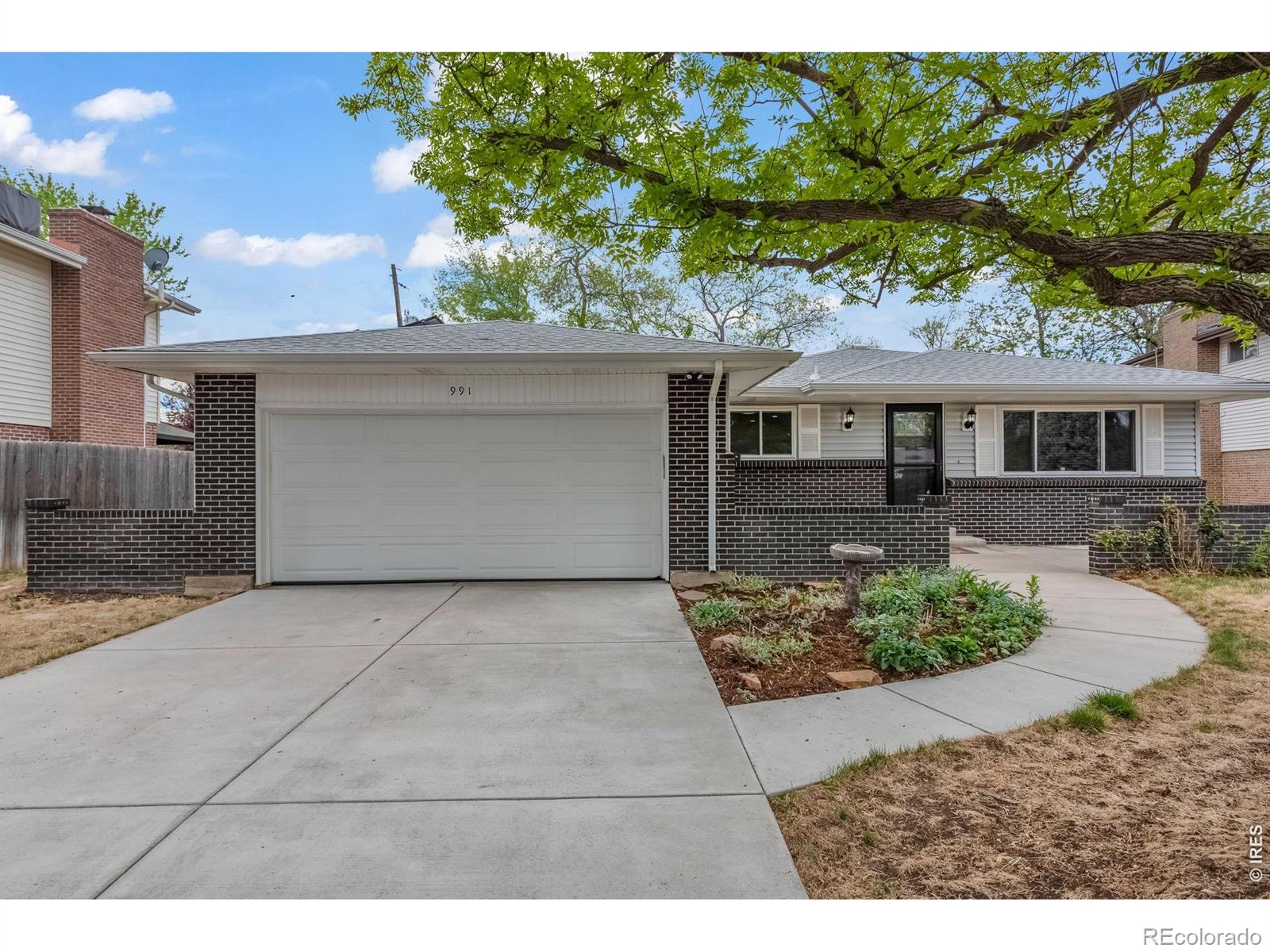 MLS Image #2 for 991 s holland court,lakewood, Colorado