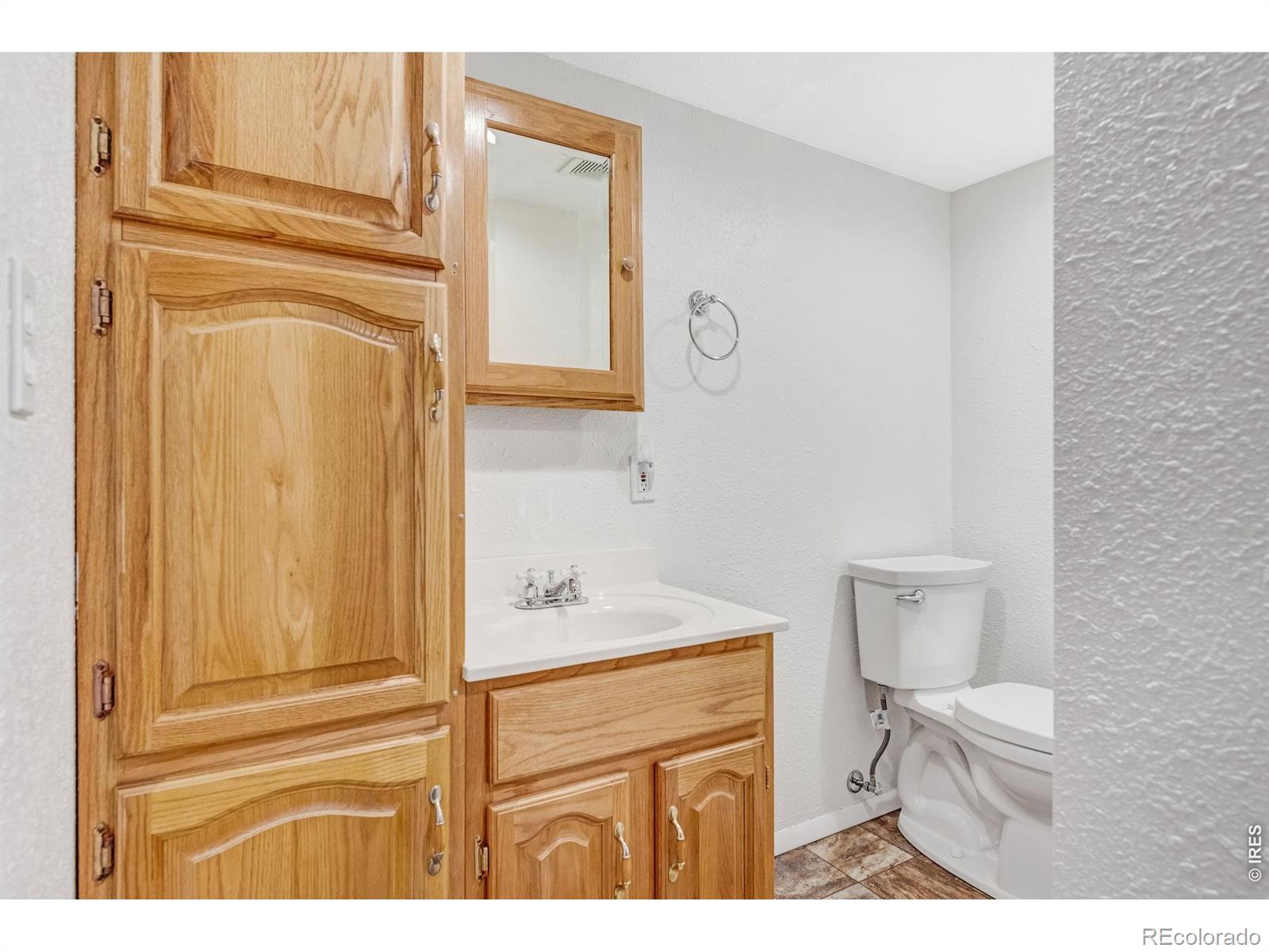 MLS Image #28 for 991 s holland court,lakewood, Colorado