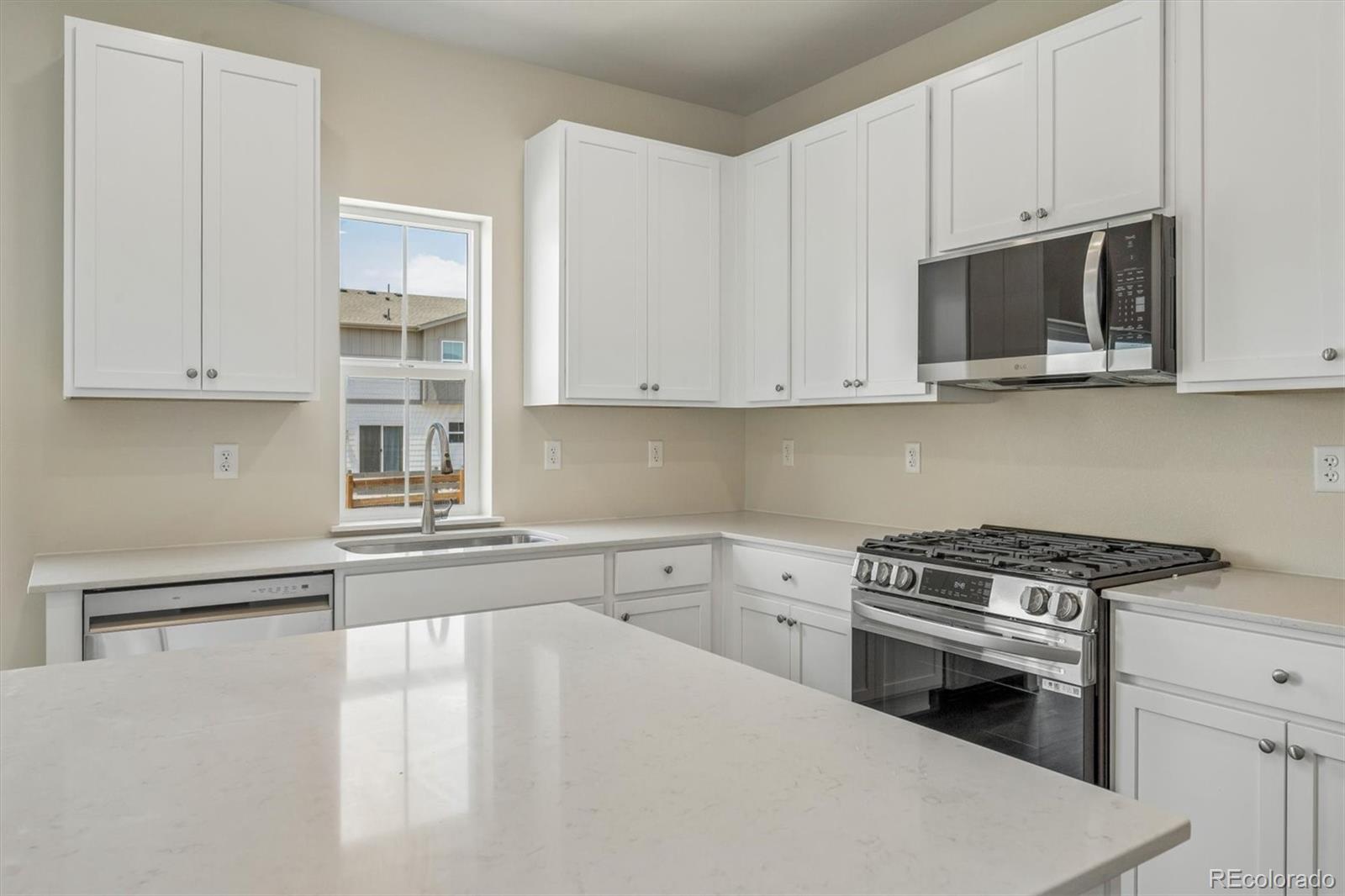 MLS Image #5 for 9363  danube street,commerce city, Colorado