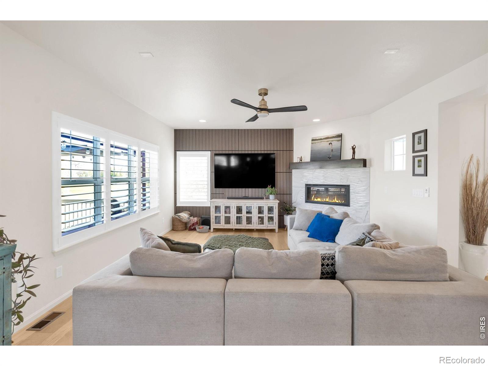 MLS Image #4 for 1971  shadow lake court,windsor, Colorado