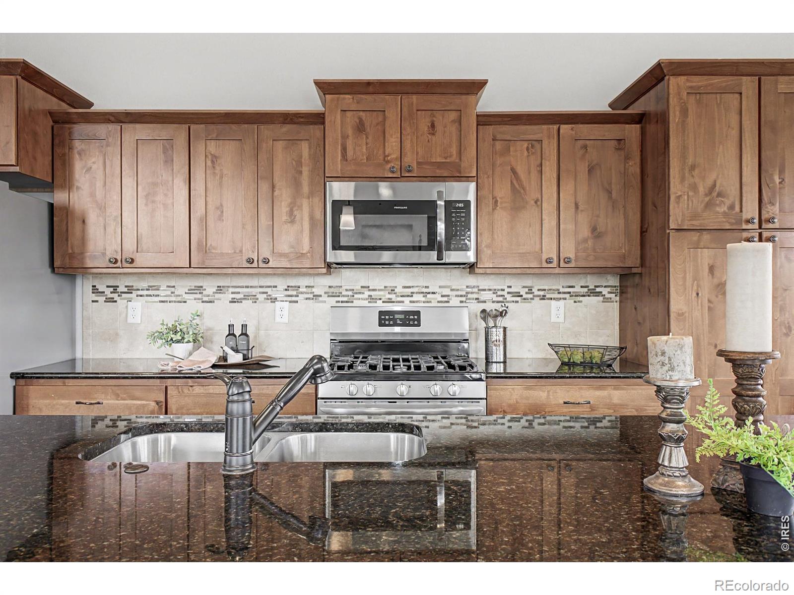 MLS Image #5 for 2069  day spring drive,windsor, Colorado