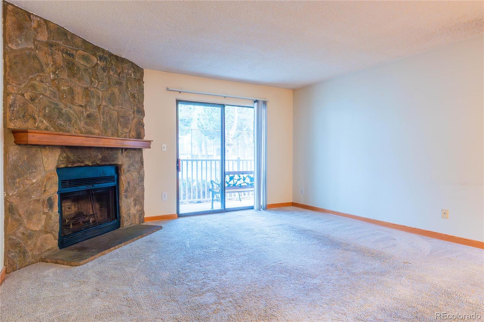 MLS Image #1 for 901 s zeno way 102,aurora, Colorado