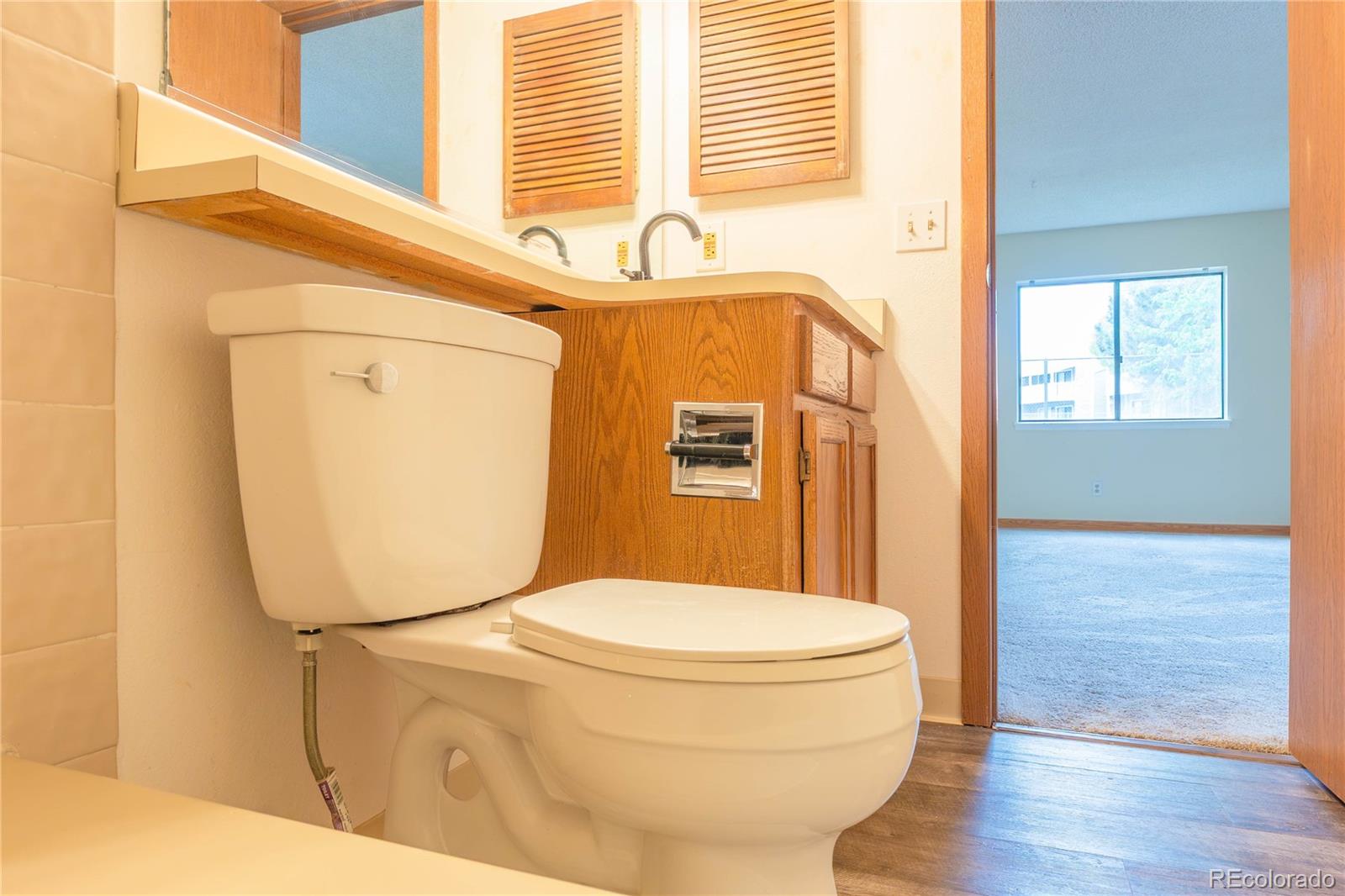 MLS Image #37 for 901 s zeno way 102,aurora, Colorado