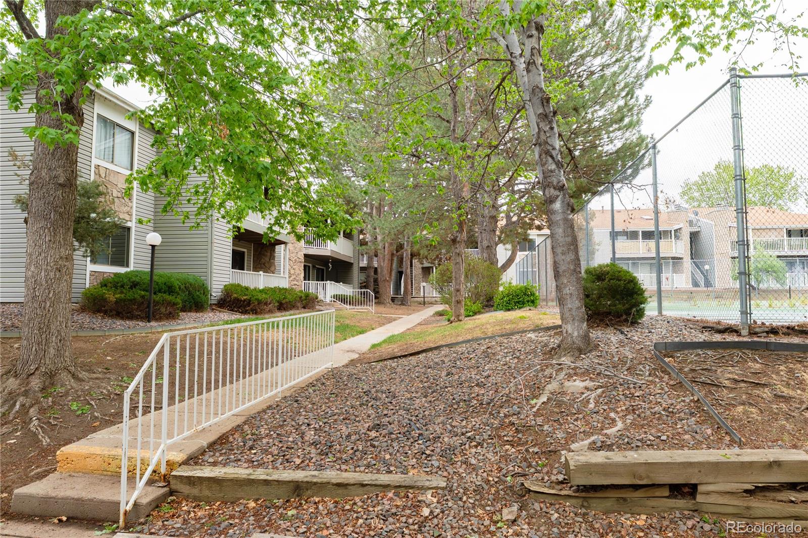 MLS Image #49 for 901 s zeno way 102,aurora, Colorado