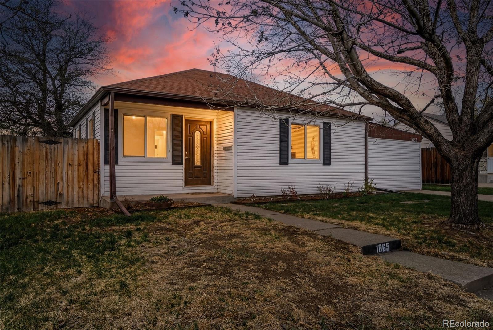 MLS Image #10 for 1865 s yuma street,denver, Colorado