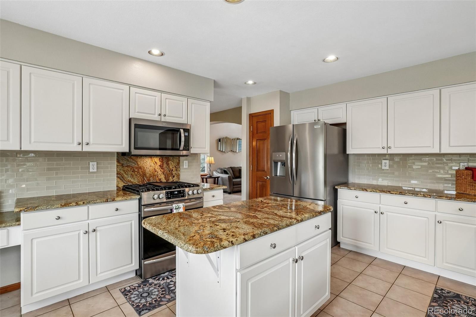 MLS Image #11 for 12431 w 84th circle,arvada, Colorado