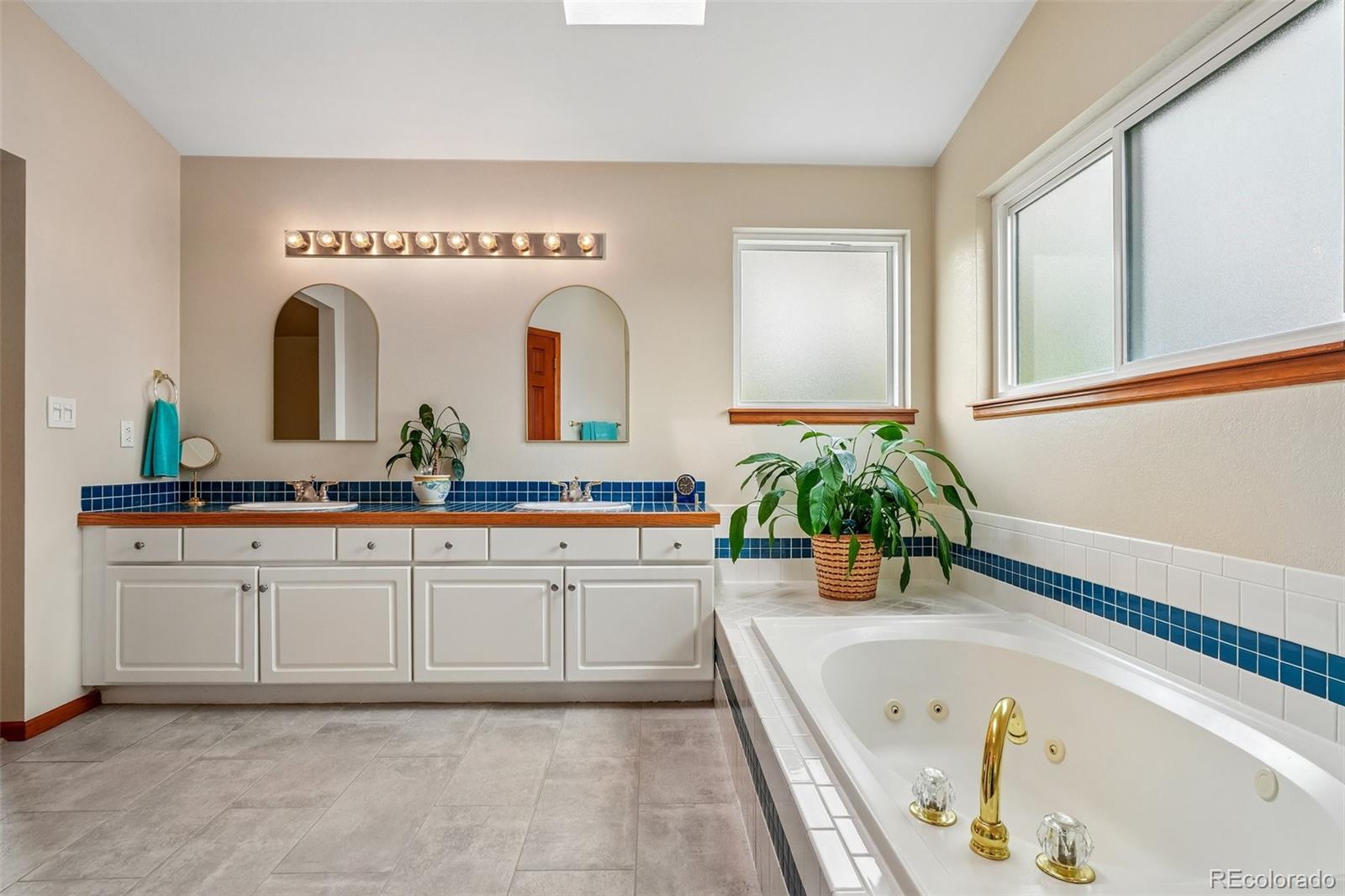 MLS Image #28 for 12431 w 84th circle,arvada, Colorado