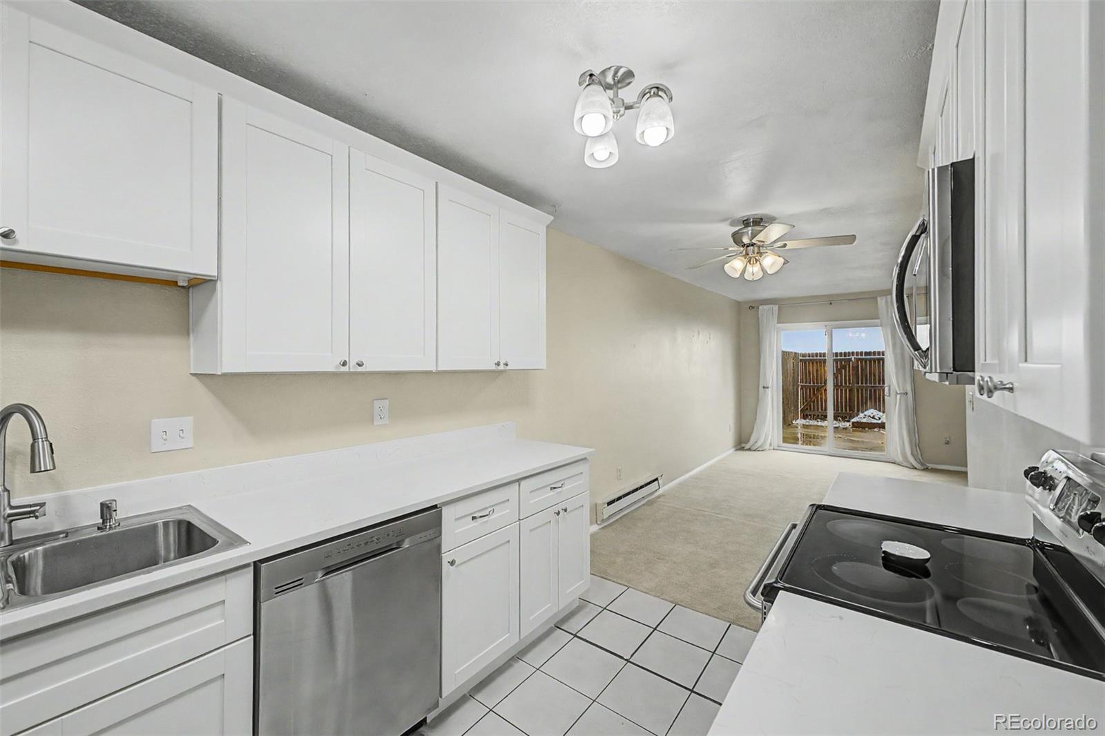 MLS Image #11 for 1858  centaur circle,lafayette, Colorado