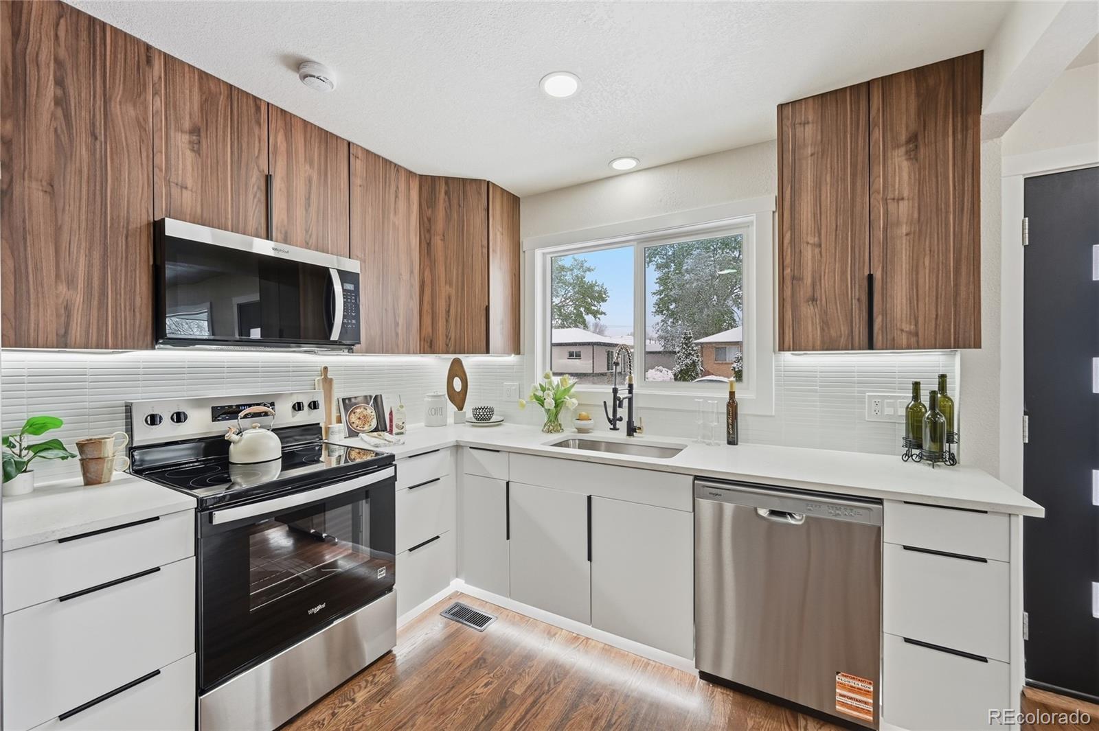 MLS Image #9 for 2220  samuel drive,denver, Colorado