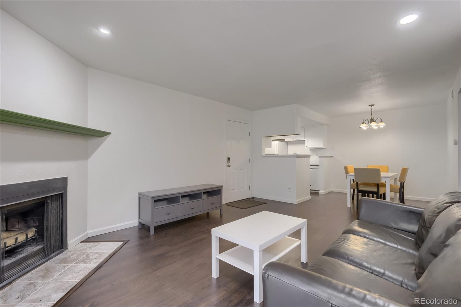 MLS Image #2 for 10273 e peakview avenue,englewood, Colorado